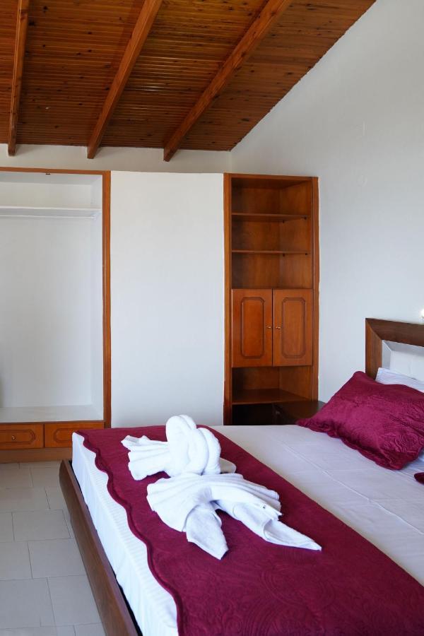 Cozy Corner Vs Beachfront Stalos Ngoại thất bức ảnh