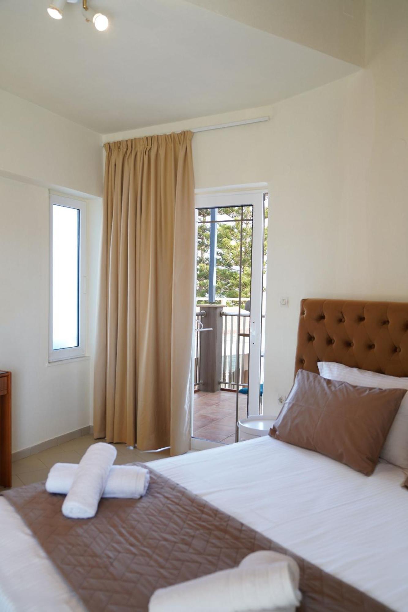 Cozy Corner Vs Beachfront Stalos Ngoại thất bức ảnh