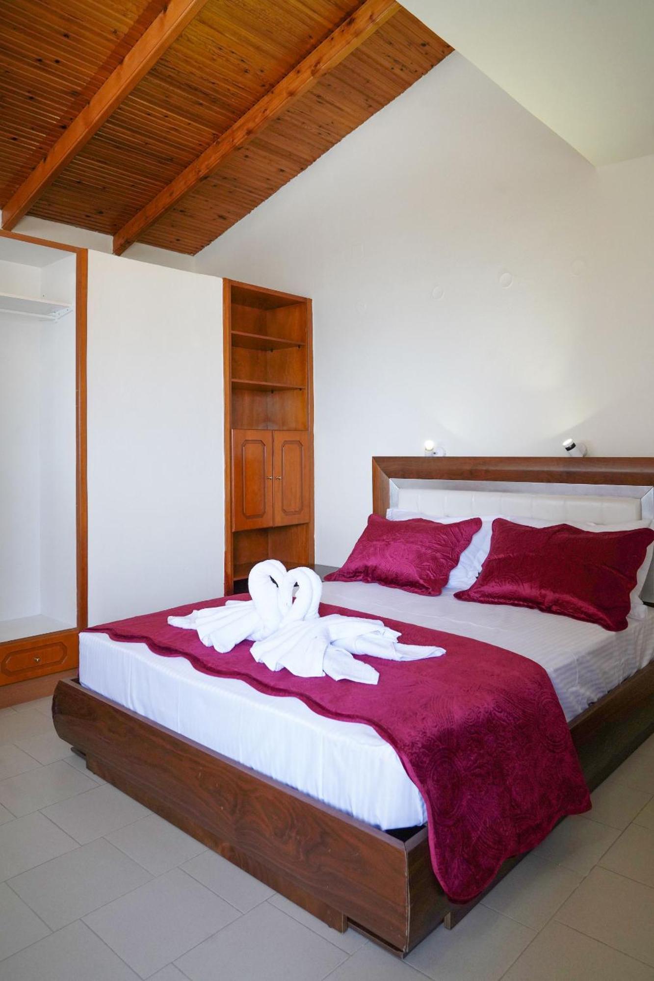 Cozy Corner Vs Beachfront Stalos Ngoại thất bức ảnh